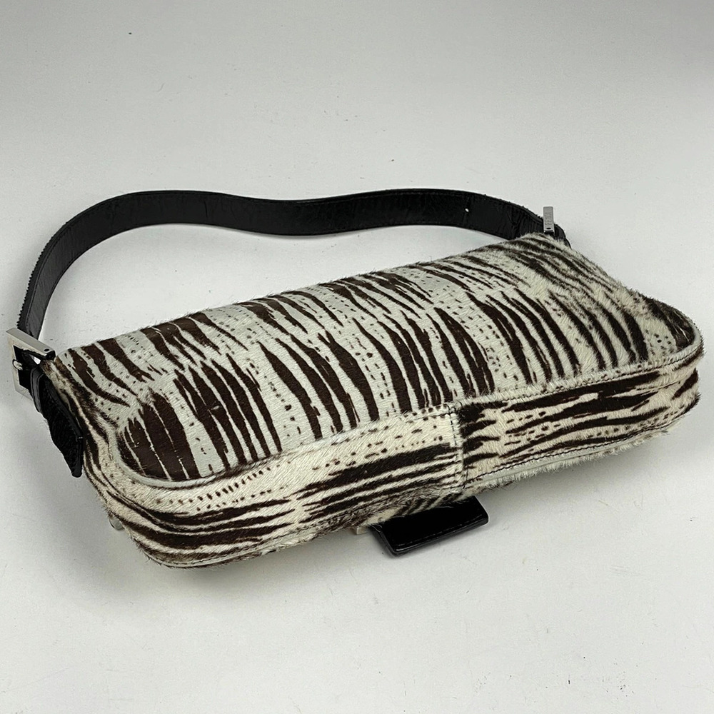 Fendi Shoulder Bucket Bag Handbag White Hobo Animal Black Mamma One Shoulder